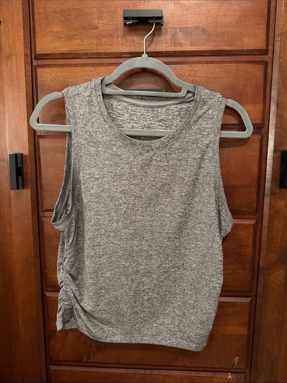 Lululemon license to train tight fit tank